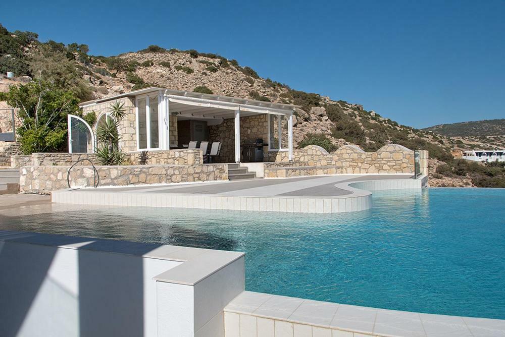 Evilia Luxury Villa อาโมปี ภายนอก รูปภาพ