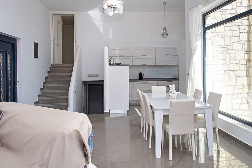 Evilia Luxury Villa อาโมปี ภายนอก รูปภาพ